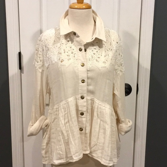 Free People top with velvet and embroidery - Picture 4 of 7